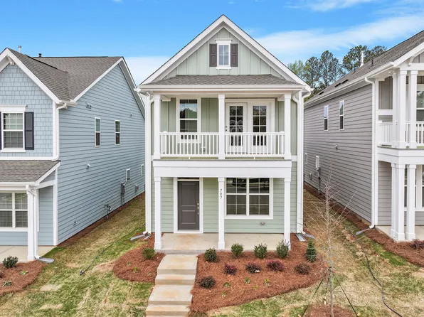 707 Georgias Landing Pkwy, Raleigh, NC 27603