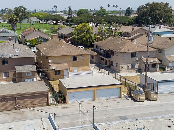 2nd image of 310 Cuesta Del Mar Dr