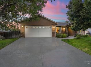 24417 Cascara Ct, Notus, ID 83656