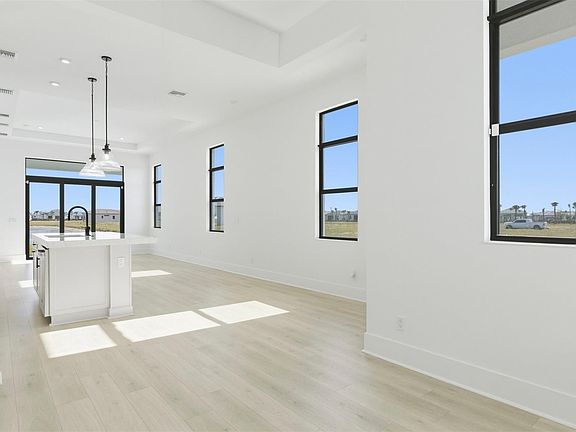 4th image of 7818 SW Andrea Way