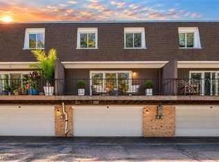 6478 State Rd APT G12, Parma, OH 44134
