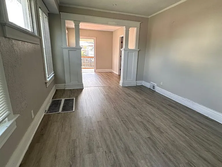 3902 Wabash Ave — Photo 8