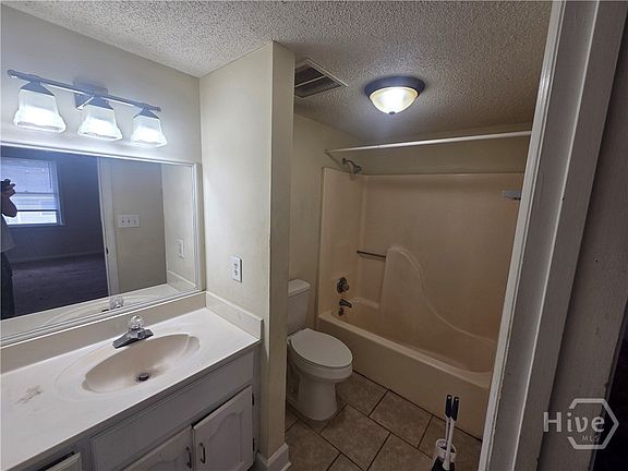 3rd image of 2505 W Broad Street #321
