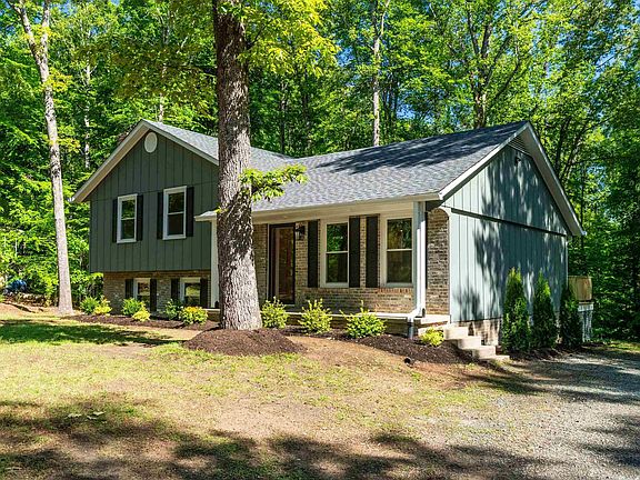 4th image of 309 Crestfield Ct