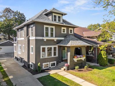 3909 North Prospect AVENUE, Shorewood, WI, 53211