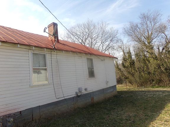 5th image of 254 Fagan St