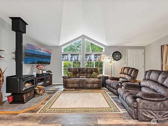 5th image of 23310 62nd Avenue E