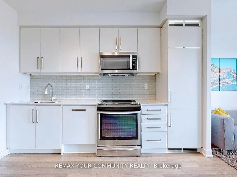 5180 Yonge St #3305 — Photo 11