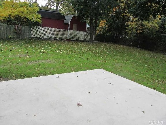 5th image of 80 Elmwood Ave