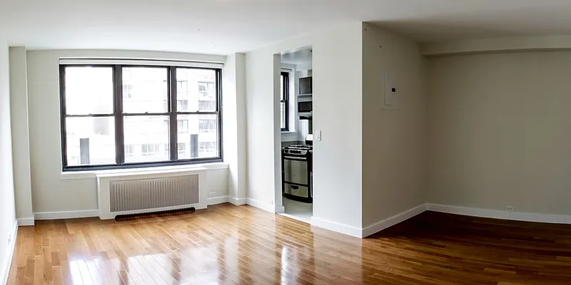 Rented by Stonehenge NYC LLC | media 2