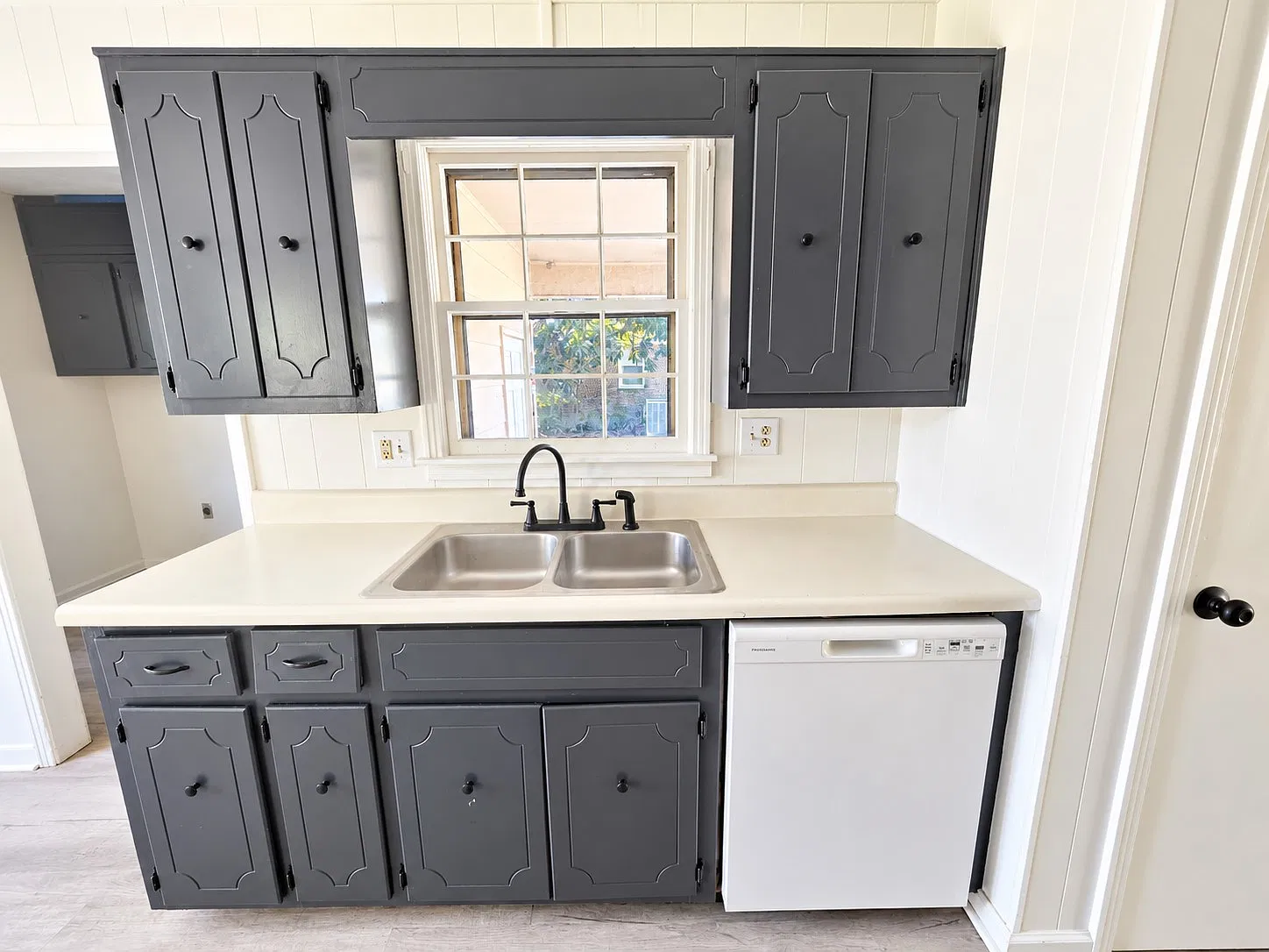 3 bed, 1680 sqft, $2,100 — Photo 4