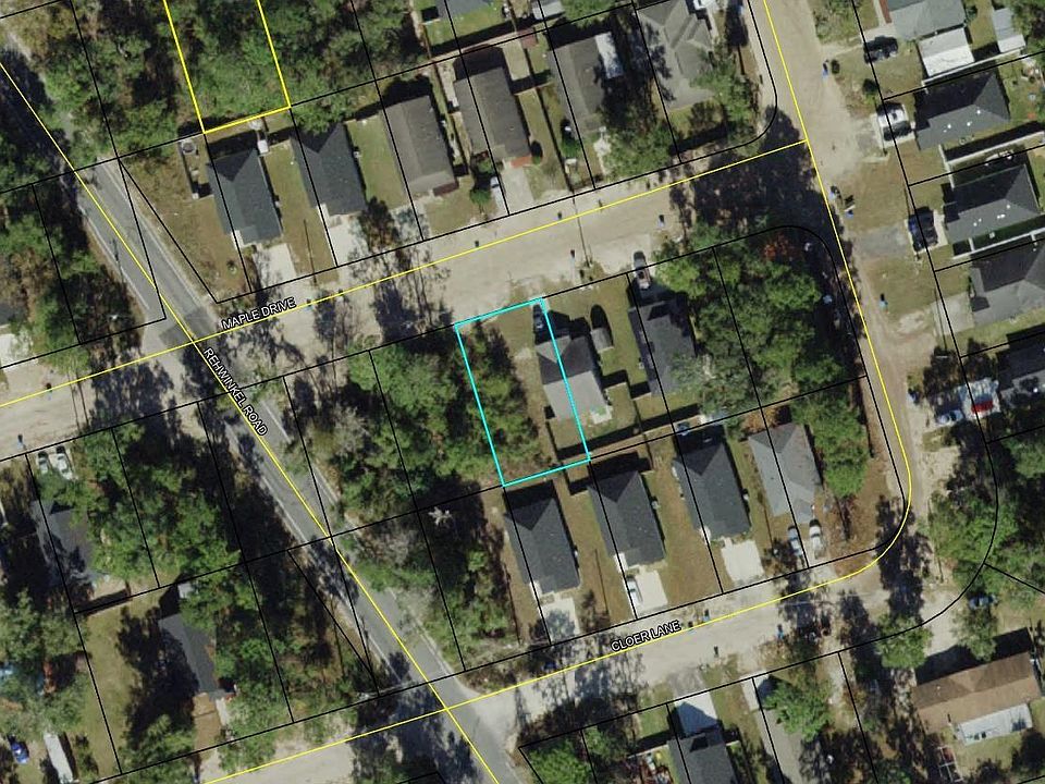 1st image of Maple Dr