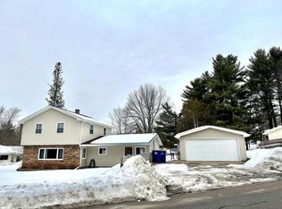 1212 Marquardt Rd, Wausau, WI 54403