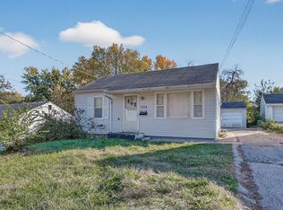 1334 Wade St, Des Moines, IA 50315