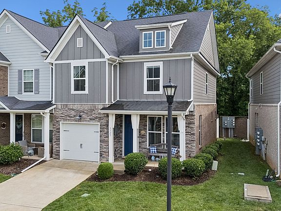 4th image of 3325 Brookberry Ln