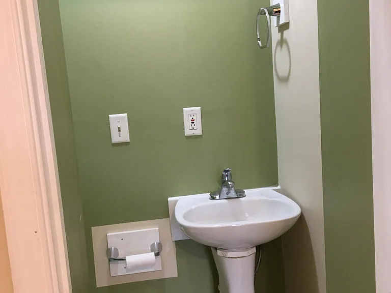 113 Susquehanna Ave — Photo 20