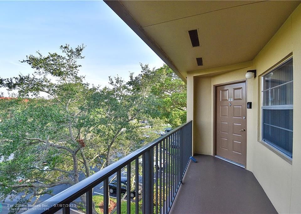 Cambridge At Century Village Condominiums - Hollywood, FL | Zillow