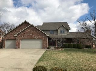 153 Charing Cross Rd, Terre Haute, IN 47803