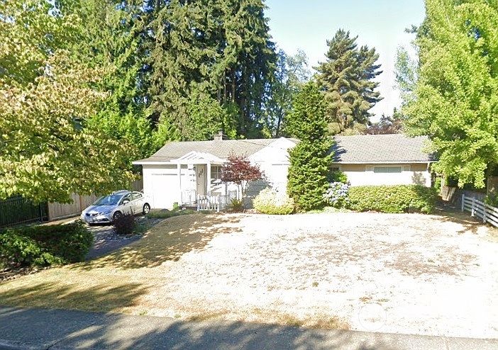 2nd image of 1301 100th Avenue NE