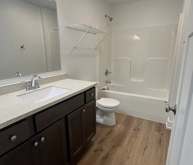 3228 Babylon Rd — Photo 3