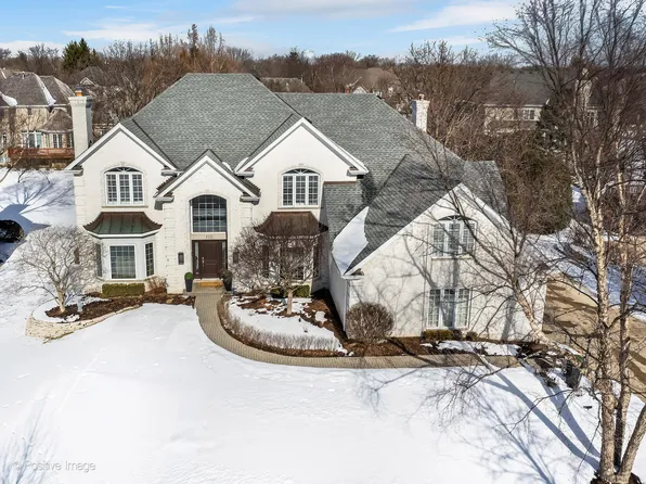 5 Andrew Ct, Burr Ridge, IL 60527