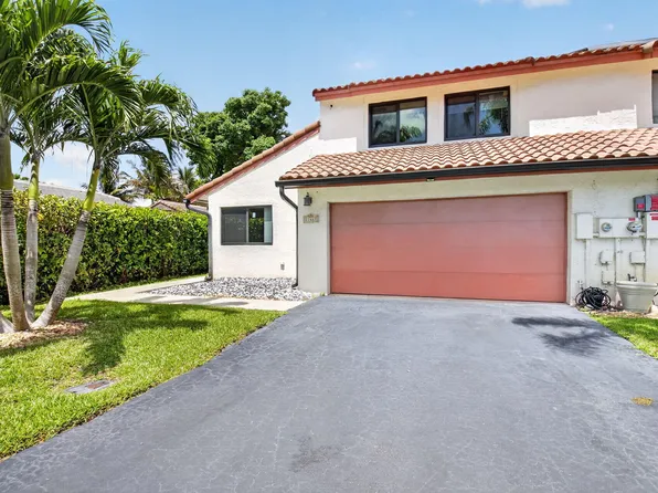 21661 Casa Monte Ct, Boca Raton, FL 33433