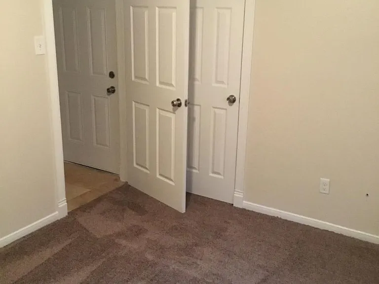 418 Westminster Dr — Photo 13