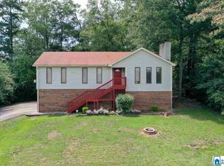 402 Waverly Ter, Bessemer, AL 35020
