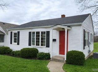 717 N 5th St, Elsberry, MO