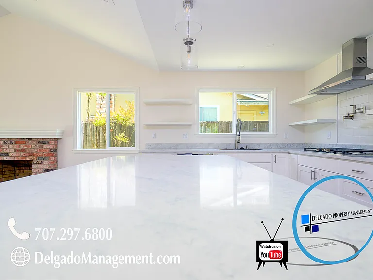 1567 Sherman Dr — Photo 8