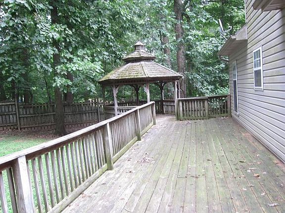 Deck W/Gazebo