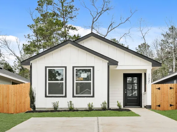 11927 Detar Ct, Willis, TX 77378