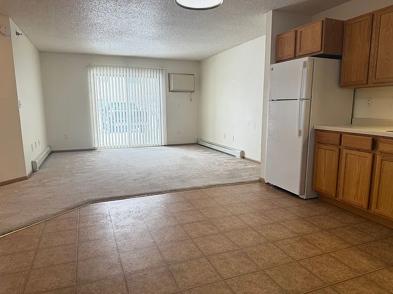 Huntington Pointe I — Photo 3