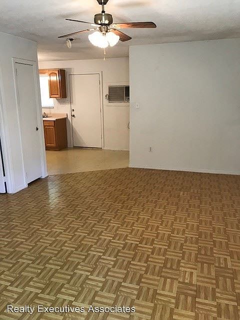 2nd image of 804 Old McGinley Dr