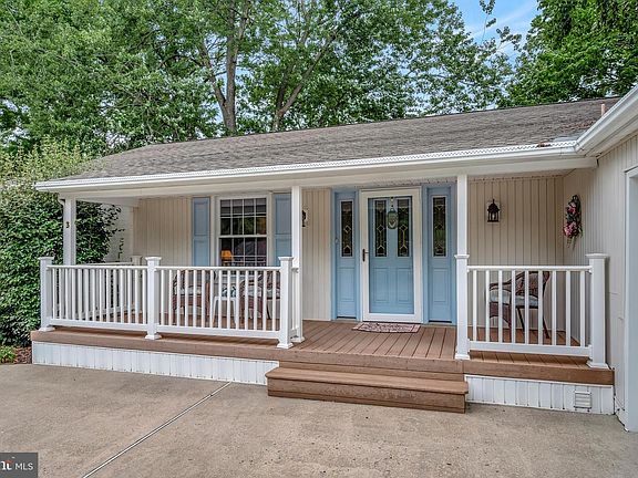2nd image of 3 Binford Ln