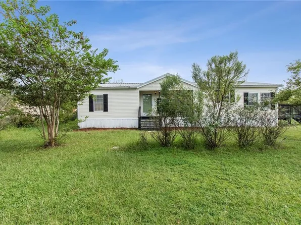 10724 Highway 94 St, Saint George, GA 31562