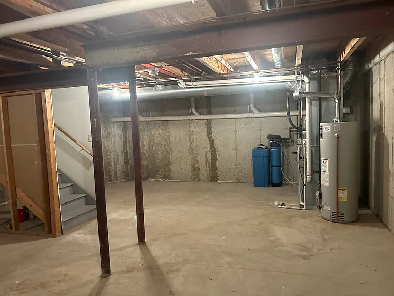2375 Stoughton Cir — Photo 14