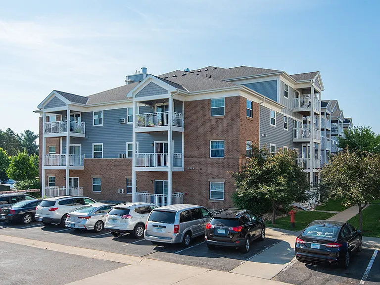 Washington Village East — Photo 7