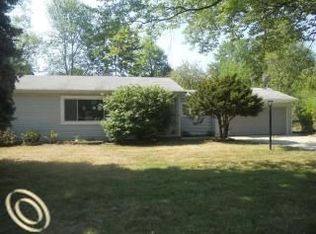 34939 Donnelly St, Westland, MI 48185