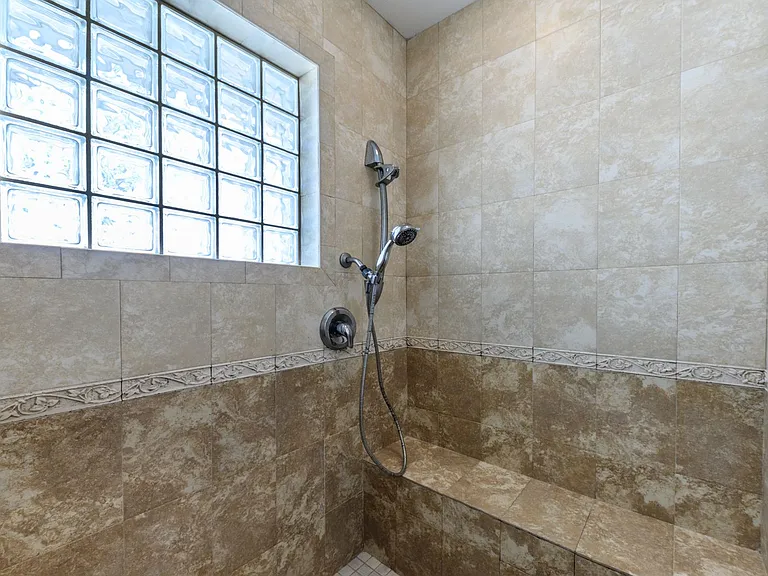 2429 Aqui Esta Dr — Photo 24