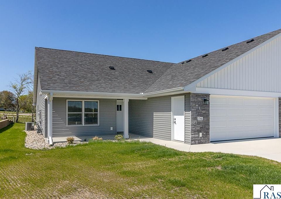 1st image of 1346 Birchwood Dr