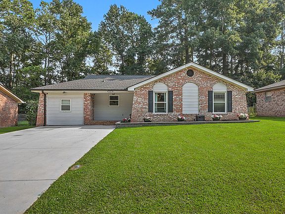 2nd image of 221 Judith Dr