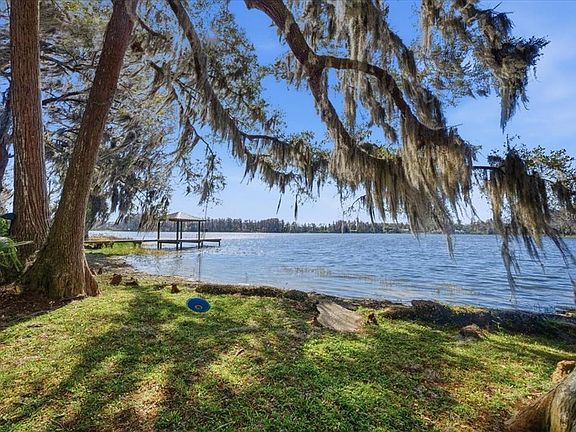 4th image of 19513 Deer Lake Rd