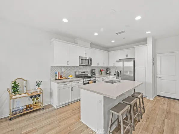 16025 Main St, Chino, CA 91708
