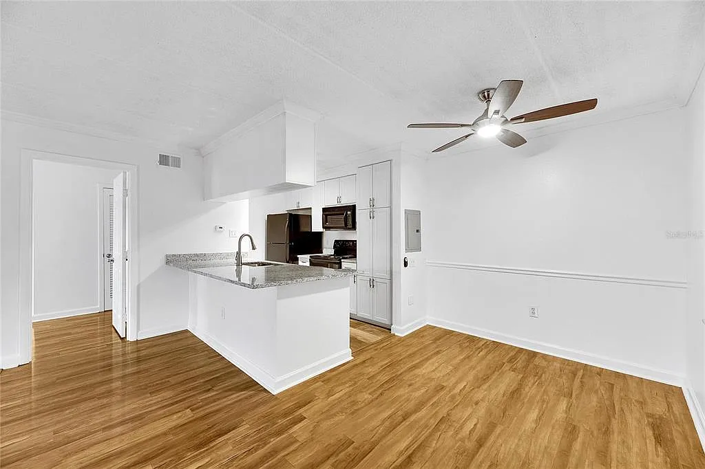 1 bed, 1.0 bath, 776 sqft, $1,650 — Photo 3