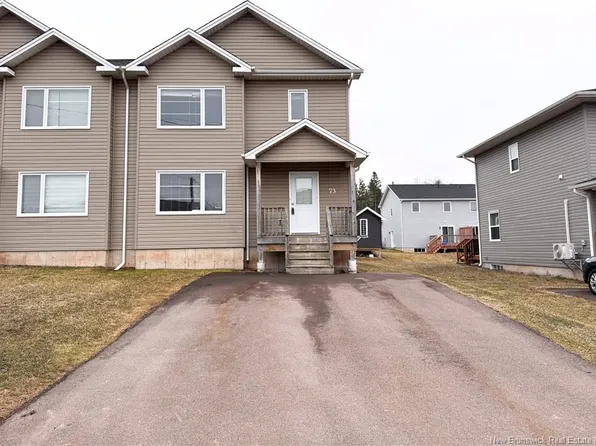 73 Des Peupliers, Dieppe, NB E1A 9E4