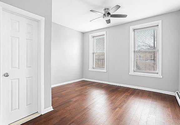 4th image of 327 Sumpter St APT 2