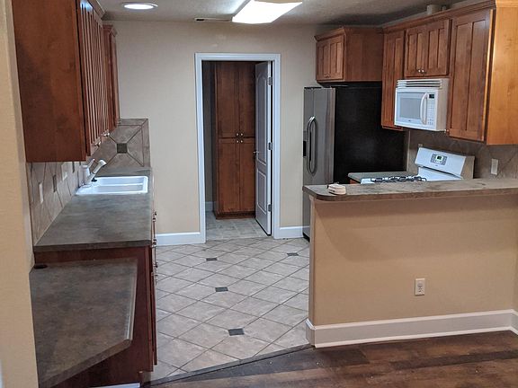 5th image of 5775 29th St Unit 1108