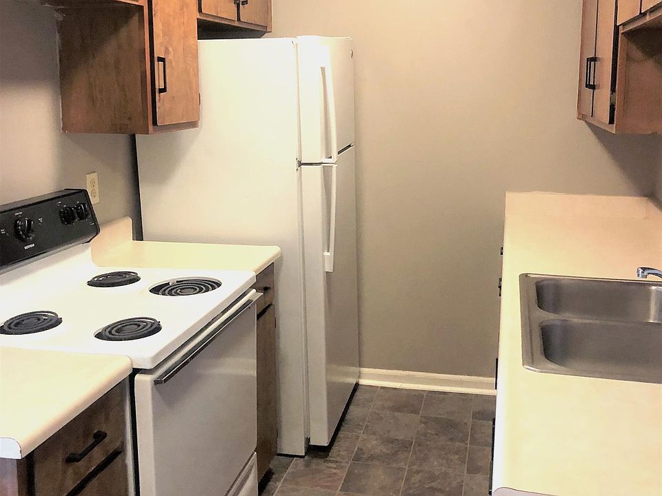 Galley-Style Kitchen with Breakfast Nook