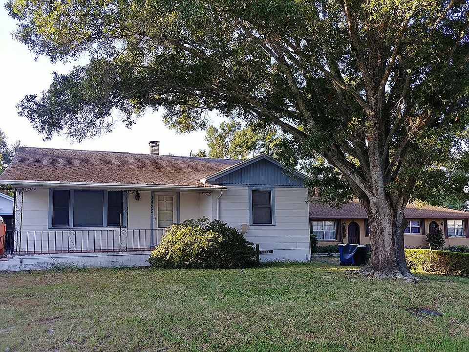 1st image of 1425 De Leon St